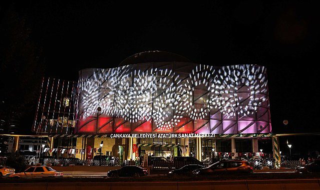 sanatin-kalbi-ataturk-sanat-merkezinde-atiyor-T2s4lXY5.jpg