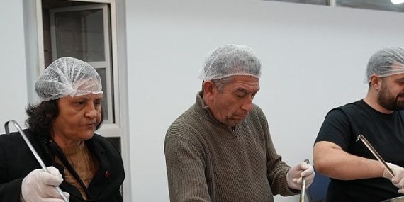 Seferihisar’da Ramazan dayanışması birinci iftarla başladı