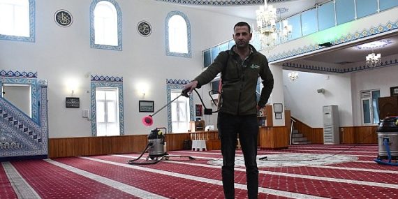 Torbalı’da Mescitler Ramazan’a Hazır: Belediyeden Kapsamlı Paklık
