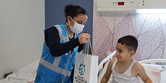 Yeterlilik Kılavuzu’nda gönülleri ısıtan hastane ziyareti