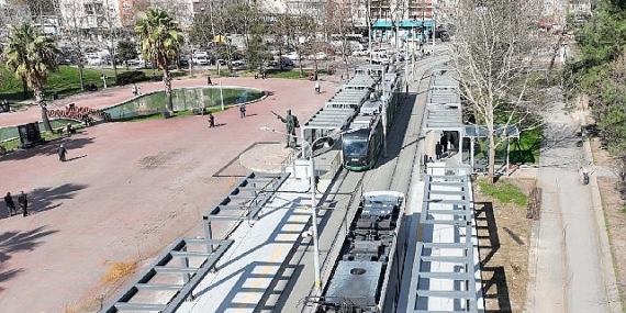 1 tramvay aracı tıpkı anda 600 yolcu taşıyacak
