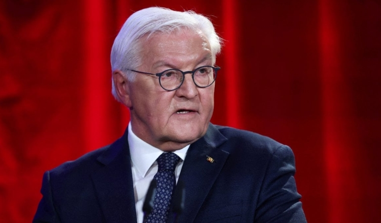 almanya-cumhurbaskani-steinmeierden-iran-yorumu-feci-bir-hata-KbC42bul.jpg