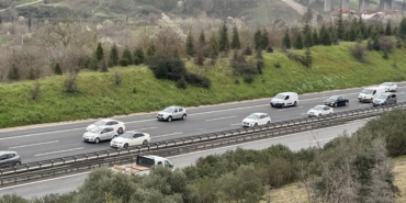 anadolu-otoyolu-kocaeli-sakarya-ve-duzce-kesiminde-yogunluk-yasaniyor-IQwBGDAd.jpg
