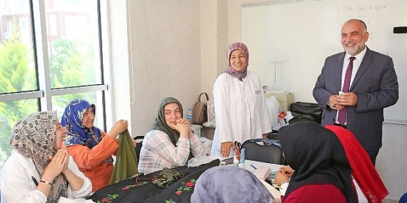 Antalya’da 100. Yıl Bulvarı’nda asfalt çalışmaları sürüyor