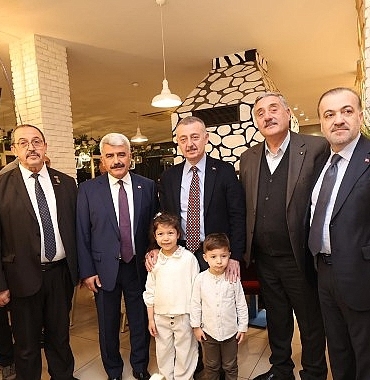 buyukakin-sehit-aileleri-gazi-ve-yaslilar-ile-bir-ortaya-geldi-Y8Z9JPqt.jpg