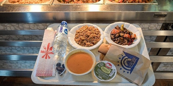 Büyükşehir’in Kent Lokantaları’nda iftar fiyatsız
