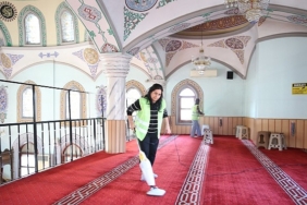 ciglide-ibadethaneler-icin-paklik-mesaisi-iZkYFlVw.jpg