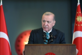 cumhurbaskani-erdogan-ozel-harekat-komutanligindaki-iftarda-konusuyor-TRMd8eBq.jpg