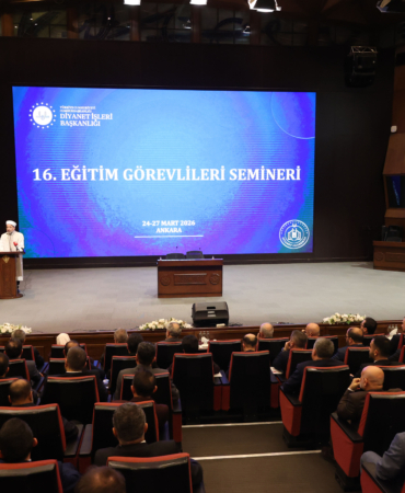 diyanet-isleri-baskani-arpagus-16-egitim-gorevlileri-seminerinde-konustu-Wzw324bE.jpg