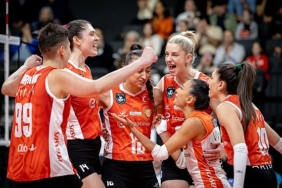eczacibasi-dynavitin-yari-final-rakibi-fenerbahce-medicana-Jr4CBDJt.jpg