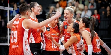 eczacibasi-dynavitin-yari-final-rakibi-fenerbahce-medicana-f13xHeRS.jpg