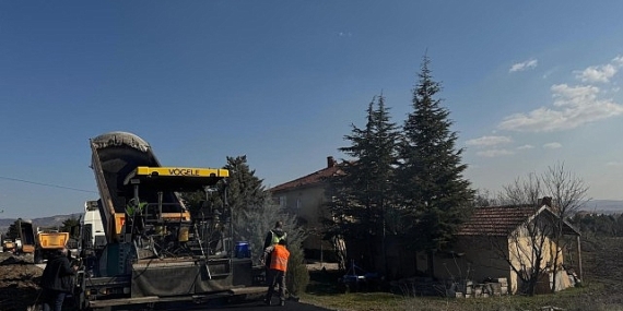 Fatih Mahallesi’nde Asfalt Çalışmaları Sürüyor