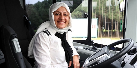 Güçlü Büyükşehir’e 3 bin 167 bayan imzası