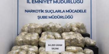 hakkaride-64-kilogram-uyusturucu-ele-gecirildi-xTQeRf3h.jpg