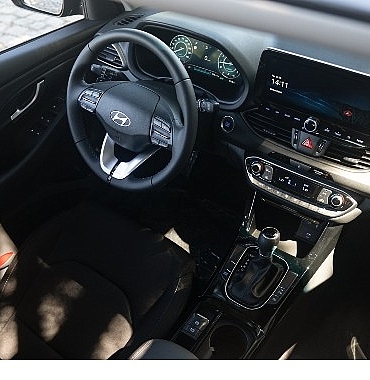 hyundai-i30-yeni-motoruyla-artik-daha-guclu-ve-savli-QCsbyLIH.jpg