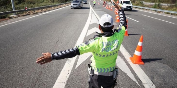 İstanbul’da yarın bazı yollar trafiğe kapatılacak