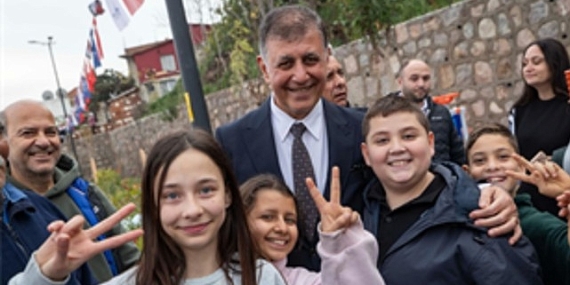 İzmir’de bayan ve çocuk odaklı toplumsal siyasetler güçleniyor