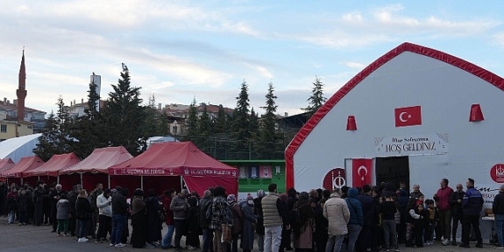 Keçiören Belediyesi Her Gün Binlerce Kişiyi İftar Sofrasında Buluşturuyor