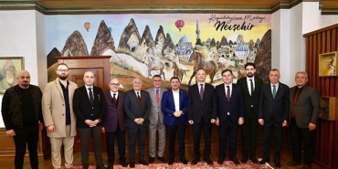 kirgizistan-ankara-buyukelcisi-kazakbayev-belediye-baskani-ariyi-ziyaret-etti-lHesyj5E.jpg