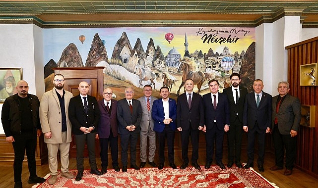 kirgizistan-ankara-buyukelcisi-kazakbayev-belediye-baskani-ariyi-ziyaret-etti-lHesyj5E.jpg