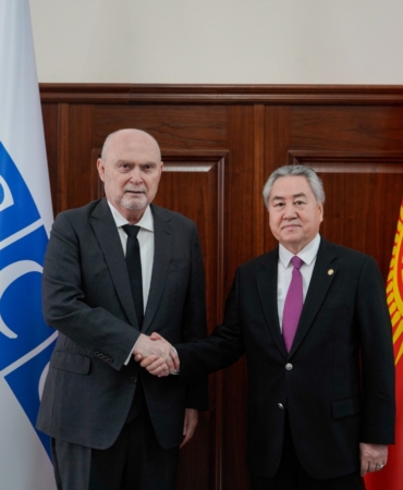 kirgizistan-disisleri-bakani-kulubayev-agit-genel-sekreteri-sinirlioglu-ile-gorustu-Qy3ONJBz.jpg