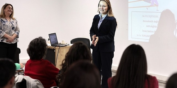 Konak’ta bayanlar her geçen gün daha güçlü