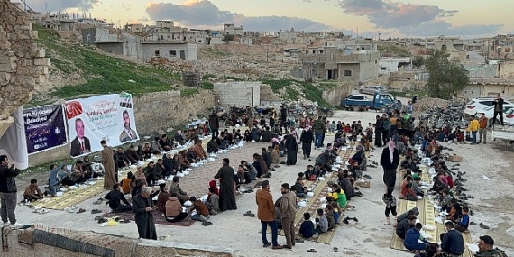 Konya Büyükşehir Suriye’nin 3 Kentinde İftar Sofraları Kuruyor