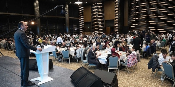 Konya’da Dünya Yetimler Günü’nde Kardeşlik İftarı Düzenlendi Lider Altay: “Birbirimize Sahip Çıktıkça Güçlüyüz”