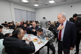 kucukcekmeceliler-iftar-sofralarinda-rahmeti-paylasiyor-85KXZutR.jpg