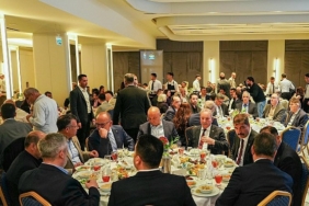 lider-dutlulu-basin-mensuplari-ve-meclis-uyeleriyle-iftarda-bulustu-QvVSvYsL.jpg