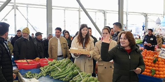 Lider Hatice Gençay, halkla omuz omuza baharı müjdeledi