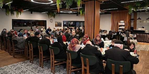 Lider Kocaman, Ramazan Rahmetini Kartepe’nin Çınarlarıyla Paylaştı