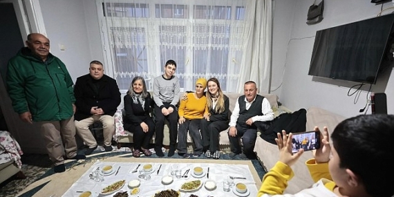 Lider Memnun iftar sofrasına konuk oldu