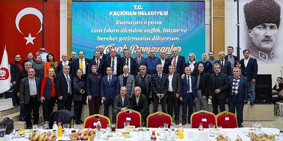 Lider Özarslan Batı Karadenizlilerle iftar sofrasında buluştu