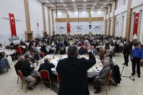 lider-ozarslan-iftarda-emekli-askerleri-agirladi-uareMfbE.jpg