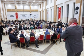 lider-ozarslan-iftarda-sivaslilarla-bulustu-HairAGkV.jpg
