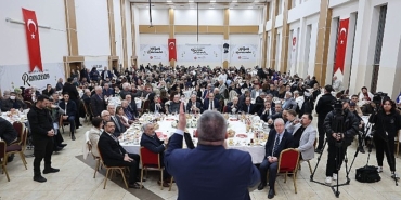 lider-ozarslan-tunceli-malatya-erzincan-ve-elaziglilarla-iftar-sofrasinda-bulustu-reDn1IGq.jpg