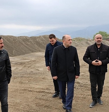 lider-selcuk-yildiz-gruplarla-alanda-HOTvJ1HS.jpg
