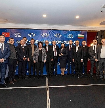 lider-tugay-bulgaristan-gocmenleriyle-iftarda-birlik-iletisi-verdi-t29lwlsv.jpg