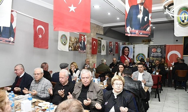 malkarada-gecmis-devir-belediye-liderleri-ve-meclis-uyeleri-iftarda-bulustu-hrSdMsuc.jpg