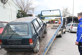 manisa-buyuksehir-sahipsiz-ve-hurda-araclari-kaldiriyor-4M2DSyyf.jpg
