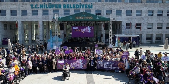 Nilüfer’de bayanlar tek ses oldu: “Eşitlik Ses İster Biz Buradayız”