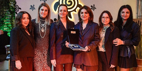 Öznur Tugay: Bayanlar için değişimi güç birliğiyle sağlayalım