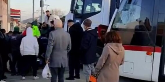 Samsun’da Tramvay ile Kamyon Çarpıştı