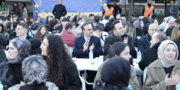 sanayi-ve-teknoloji-bakani-kacir-kocaelide-iftar-programinda-konustu-PzfjPygD.jpg