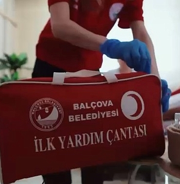 balcovada-toplumsal-belediyeciligin-yeni-adimi-konutta-sihhat-ve-hasta-nakil-hizmeti-basladi-MtdMXBJv.jpg