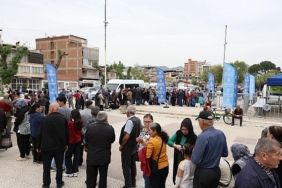 binlerce-fide-kusadasi-ve-incirliova-ilcelerinde-vatandaslarla-bulustu-IFcnR3Qt.jpg