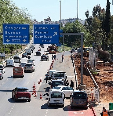buyuksehir-belediyesi-kent-trafigini-rahatlatiyor-nhNcdl8r.jpg