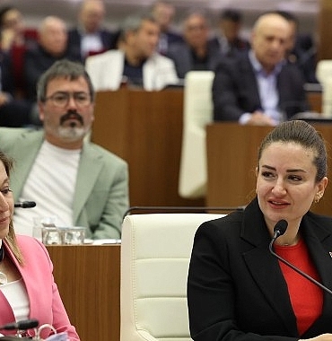 buyuksehirin-2025-yili-faaliyet-raporu-oy-cokluguyla-kabul-edildi-CjAudFxY.jpg