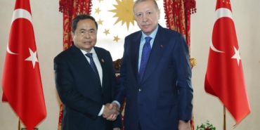cumhurbaskani-erdogan-vietnam-meclis-baskani-thanh-mani-kabul-etti-k3iUwce9.jpg